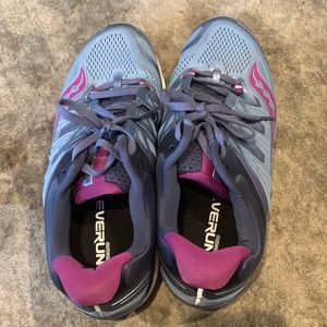 Saucony Triumph ISO Road Running Sneakers Sz 11